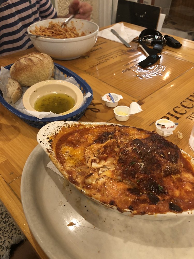 Fav's Italian Cucina 419 12th St W, Bradenton