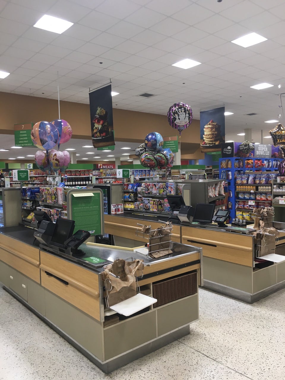 Publix Liquors at Twelve Oaks Plaza