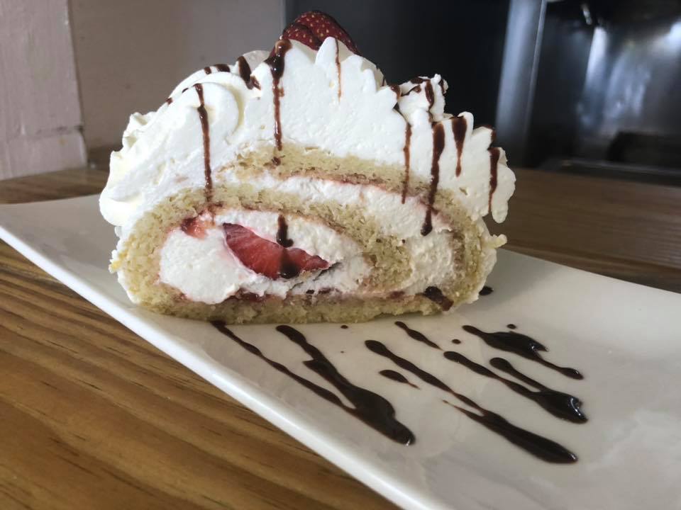 Cremesh European Restaurant 7232 Manatee Ave W, Bradenton