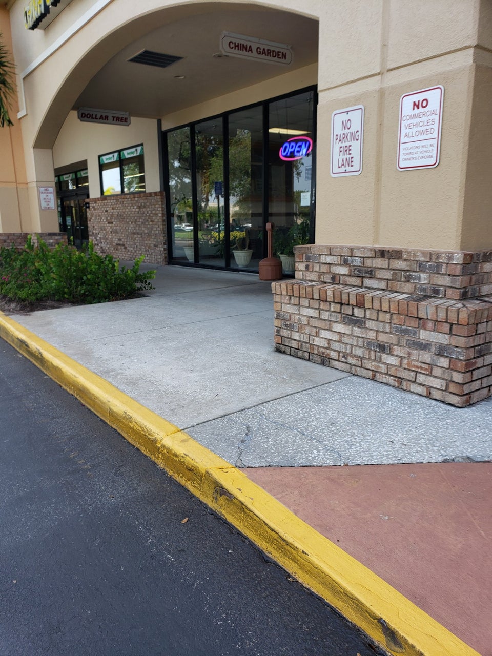 China Garden Restaurant 1550 McMullen Booth Rd, Clearwater
