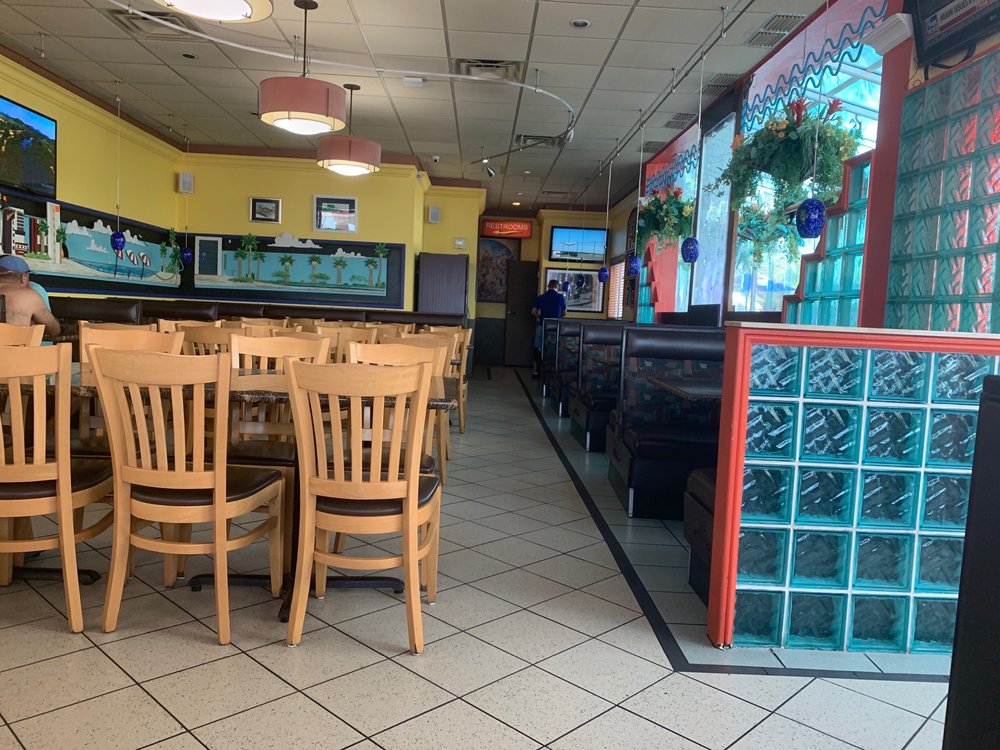 Gondolier Pizza 674 S Gulfview Blvd, Clearwater