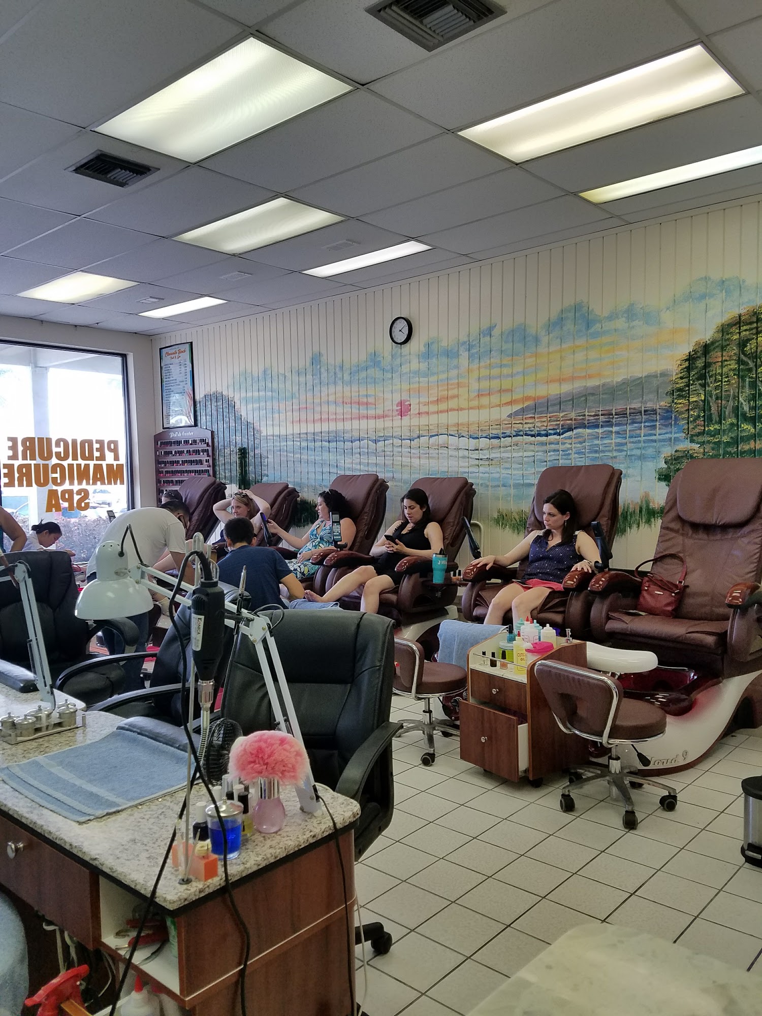 Clearwater Beach Nails & Spa