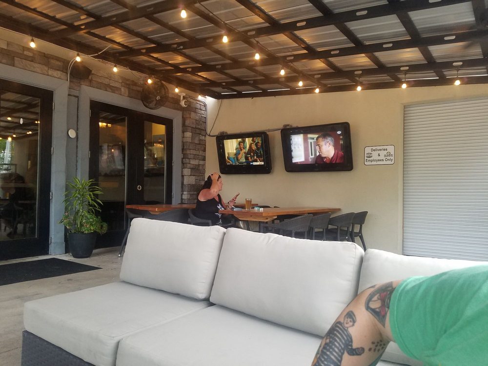 Sea Dog Brewing Company 26200 US-19, Clearwater