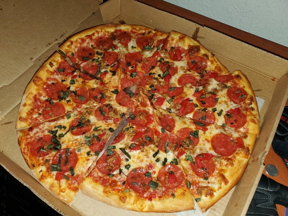 Aldo's New York Pizza 2551 Drew St #201, Clearwater