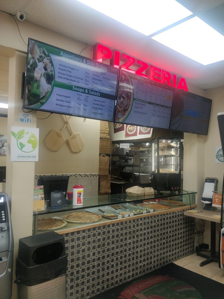 Pizza Loft in Davie closes but name, staff and menu items move to DelVecchio