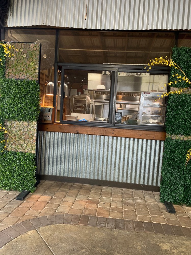 Barnes Brothers BBQ&Grill 1655 S Flamingo Rd, Davie