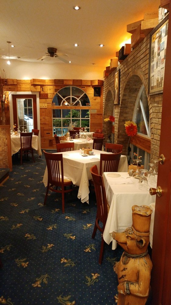 Daytona Beach, FL Restaurants Open for Takeout, Curbside Service and/or