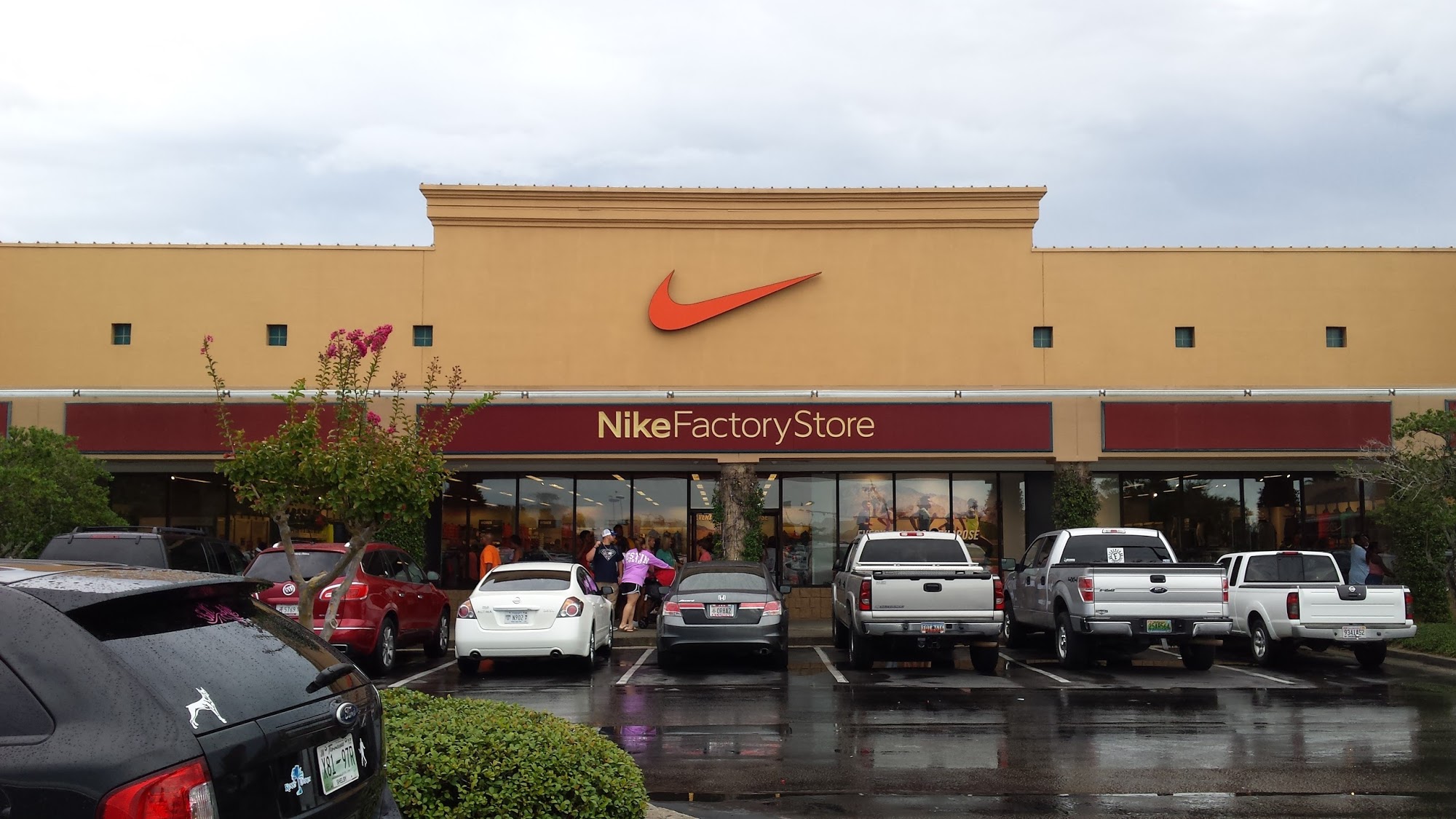 Nike Factory Store - Destin