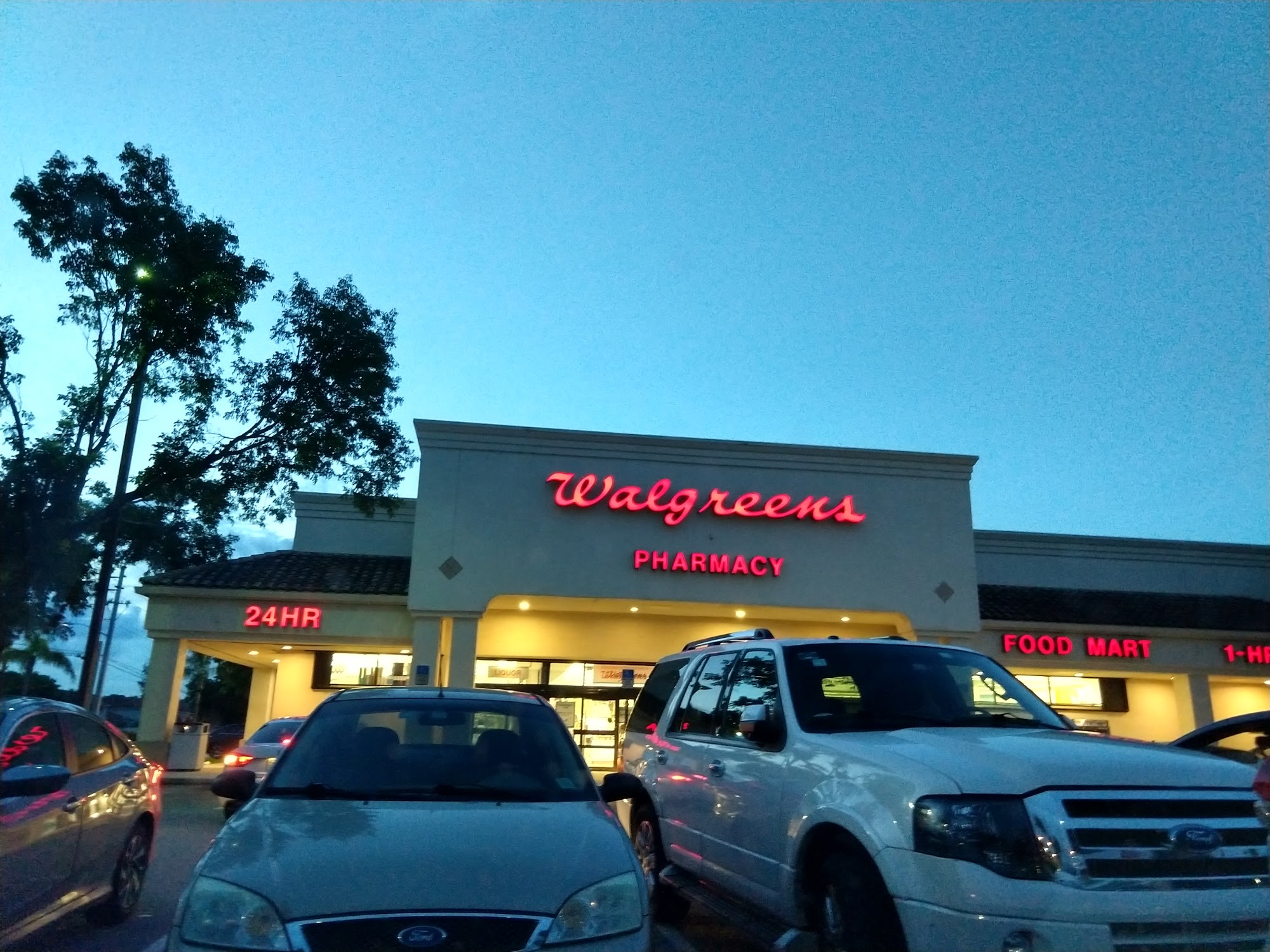 Walgreens Pharmacy