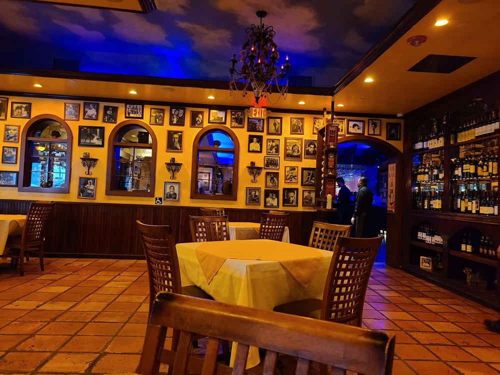 Cafe Vico Restaurant 1125 N Federal Hwy, Fort Lauderdale