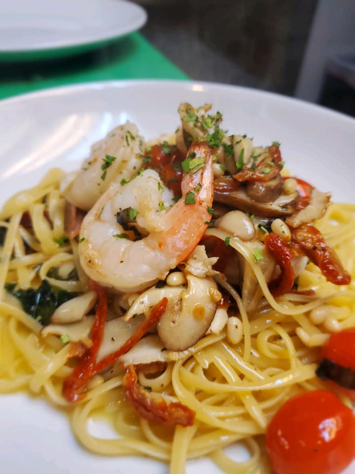 La Trattoria Cafe Napoli 12377 S Cleveland Ave, Fort Myers