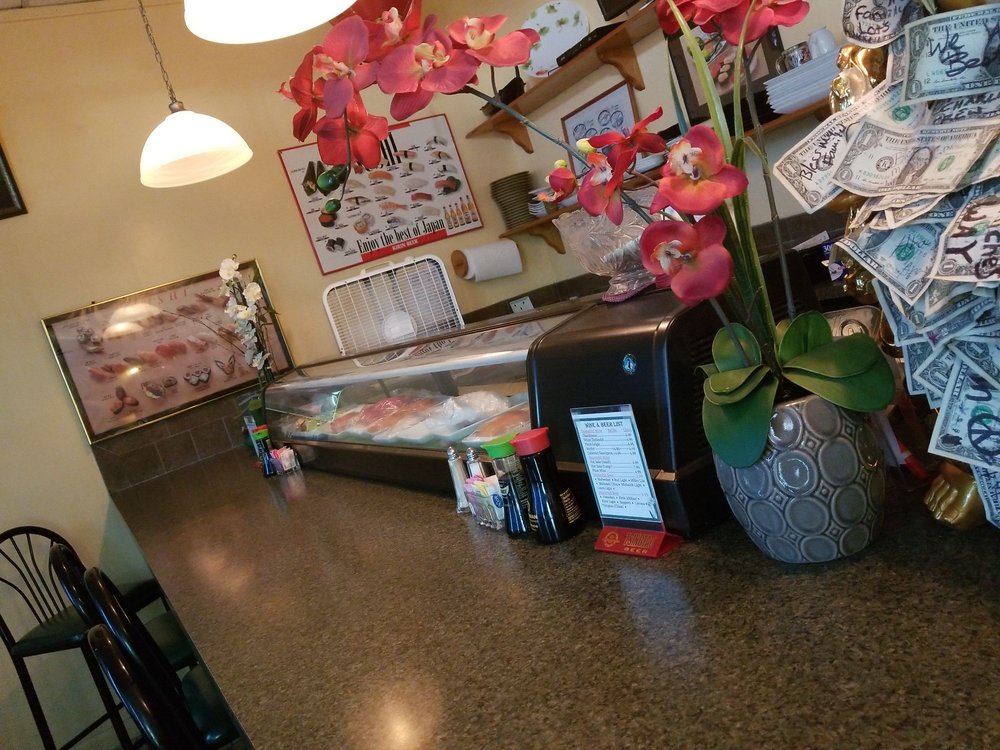 Wok Cuisine Chinese Restaurant & Sushi Bar 1908 Boy Scout Dr, Fort Myers