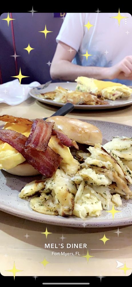 Mel's Diner - Fort Myers 4820 S Cleveland Ave, Fort Myers
