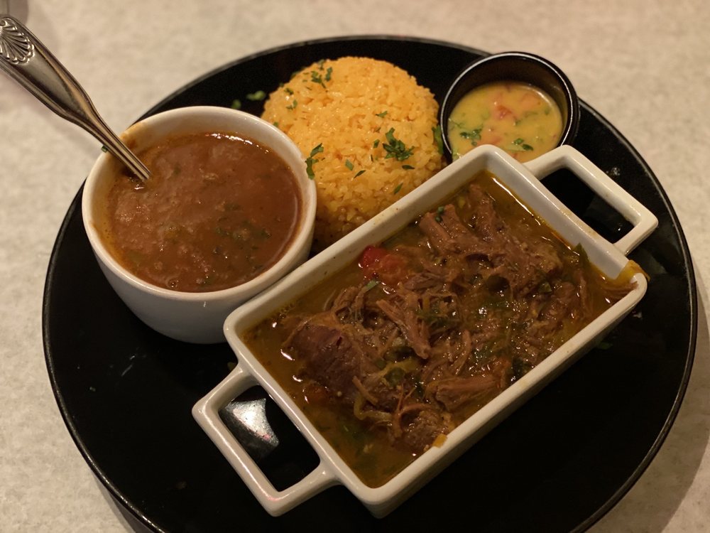 MiNa's Bistro 4391 Colonial Blvd #104, Fort Myers
