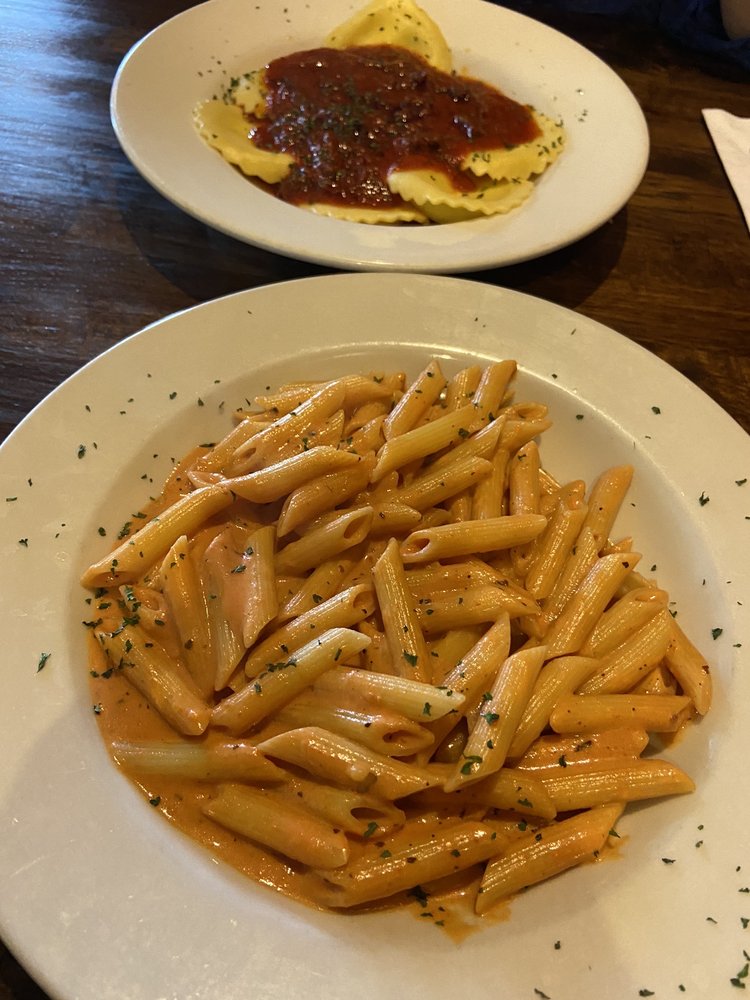 Vincenzo's Pastaria 16520 S Tamiami Trail #148, Fort Myers