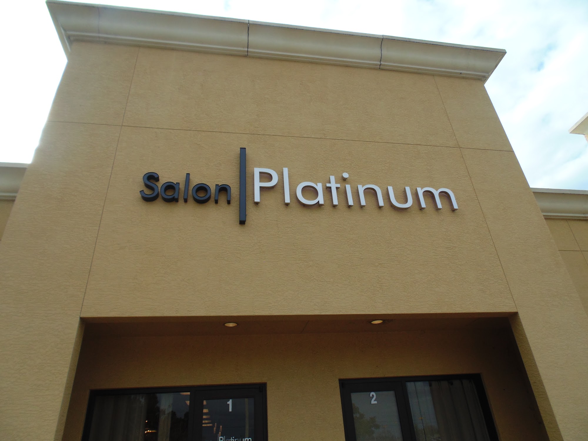 Salon Platinum