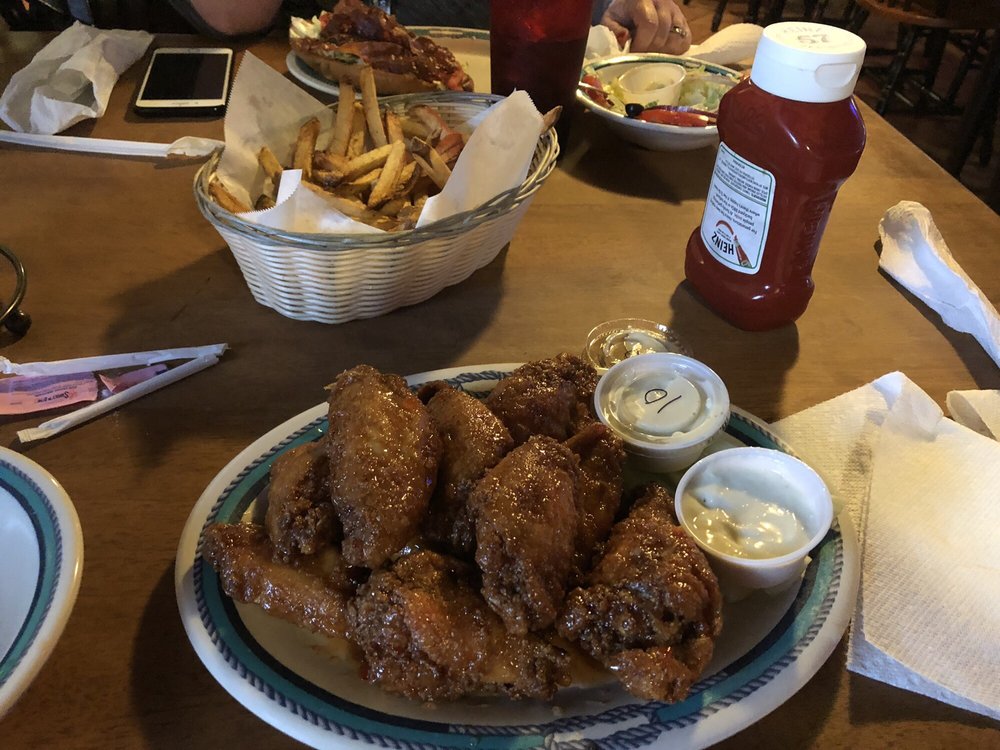 Pickle-N-Pub 15455 Old McGregor Blvd, Fort Myers