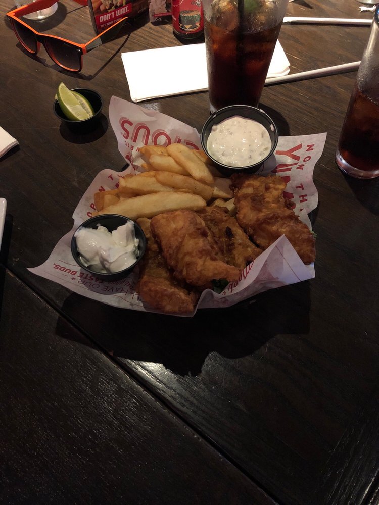 Red Robin Gourmet Burgers and Brews 6419 W Newberry Rd, Gainesville