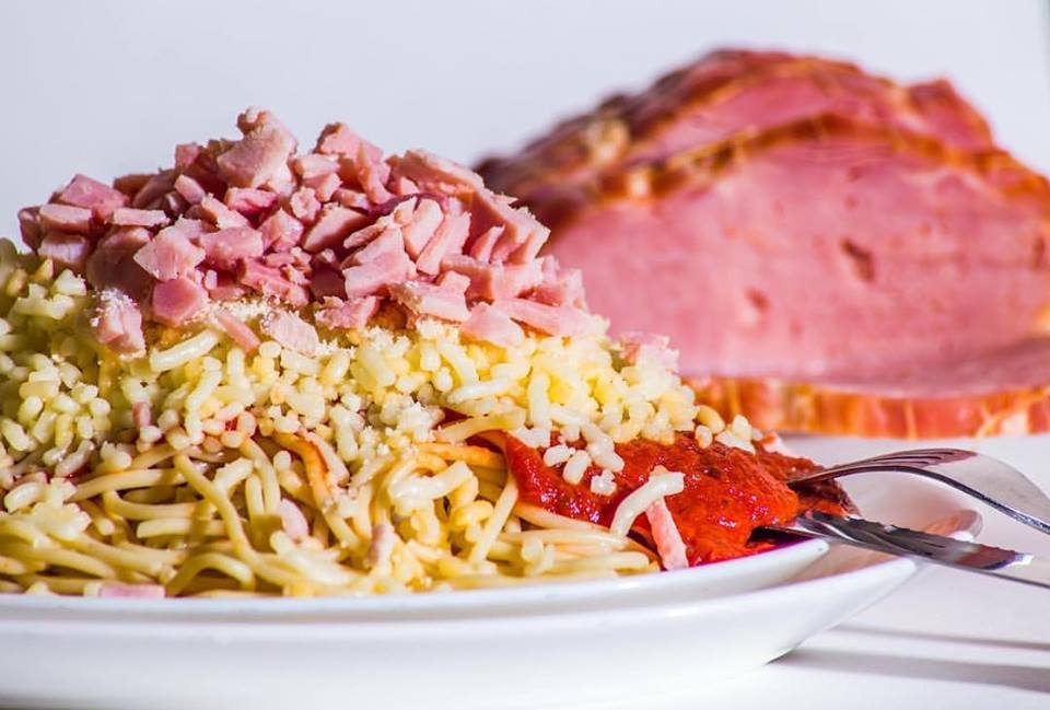 La Cubanita Pizzeria 11300 NW 87th Ct #136, Hialeah