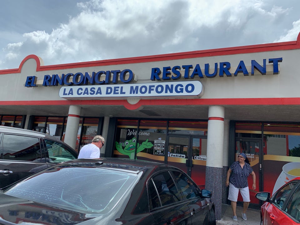 El Rinconcito De Santa Barbara Restaurant 2050 W 56th St #33, Hialeah
