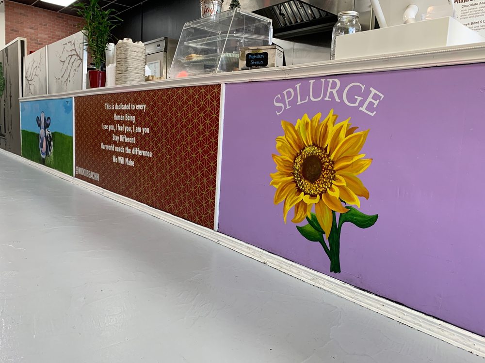 Splurge Juice Bar & Cafe 18505 NW 75th Pl #119, Hialeah