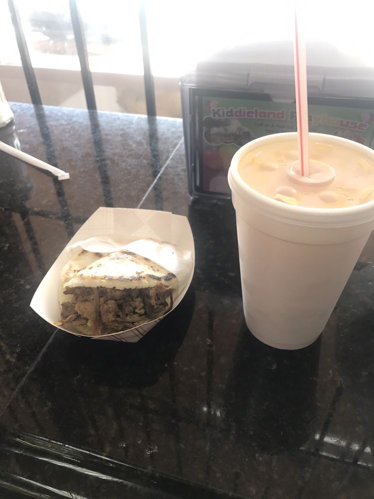 Tres Monitos Bakery 5374 W 12th Ave, Hialeah