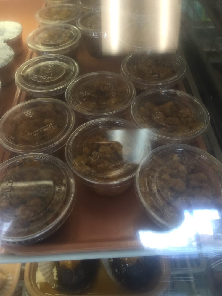 El Jardin Bakery 12541 W Okeechobee Rd, Hialeah