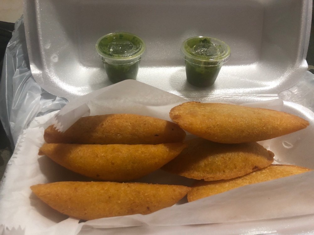Chivas Express 16781 NW 67th Ave, Hialeah