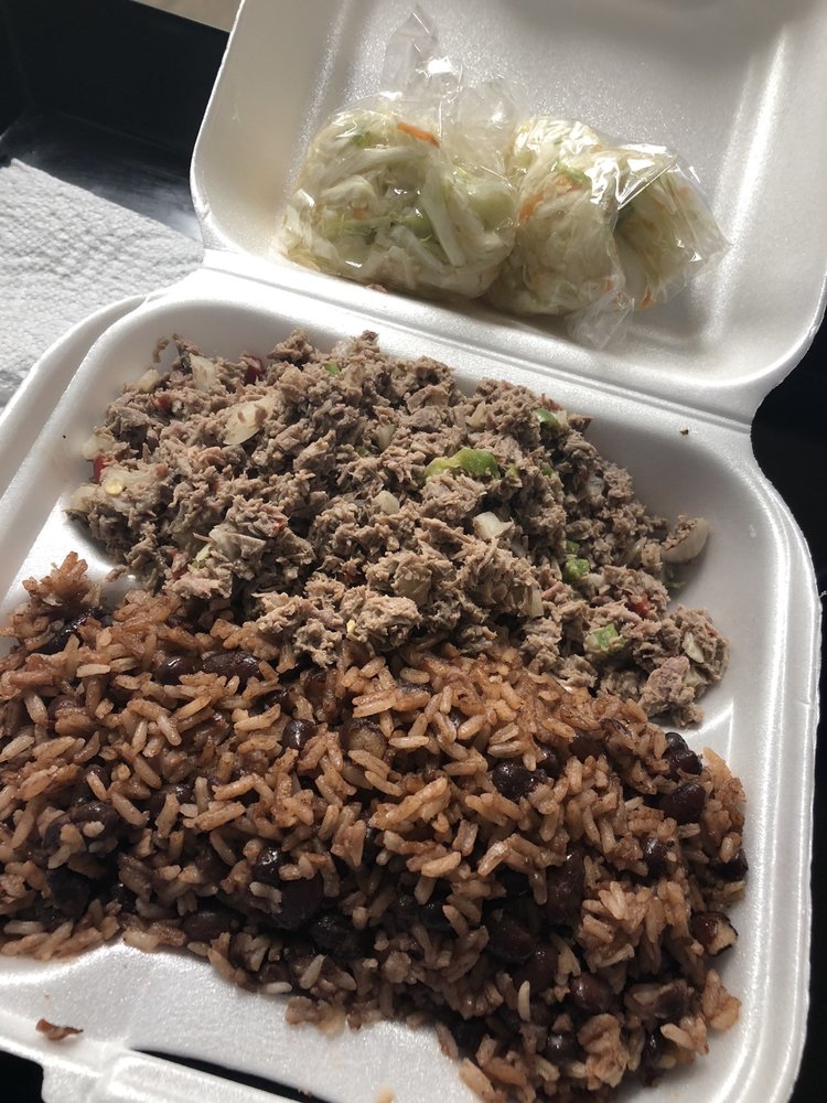 La Hormiga De Oro 18530 NW 67th Ave, Hialeah