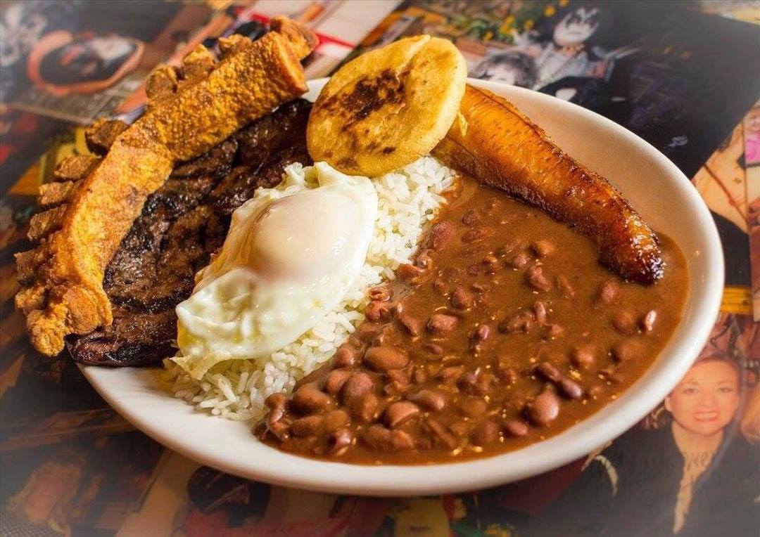 Curramba Restaurant 1928 W 60th St, Hialeah