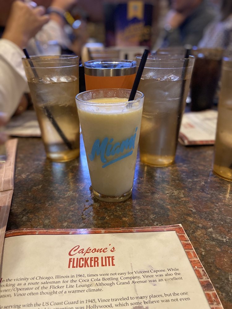 Capone's Flicker Lite 1014 N Ocean Dr, Hollywood