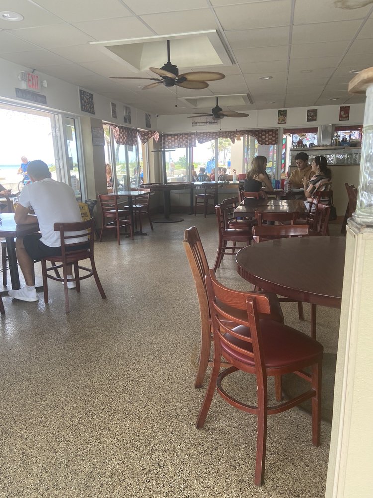 Florio's Of Little Italy 200 Garfield St #3301, Hollywood