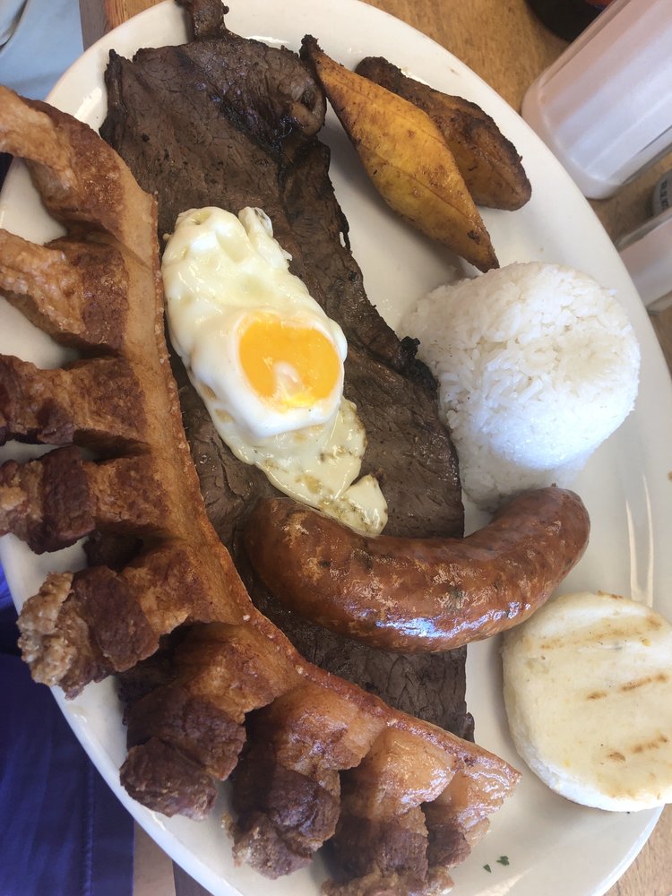 Las Americas Bakery 4305 Hollywood Blvd, Hollywood