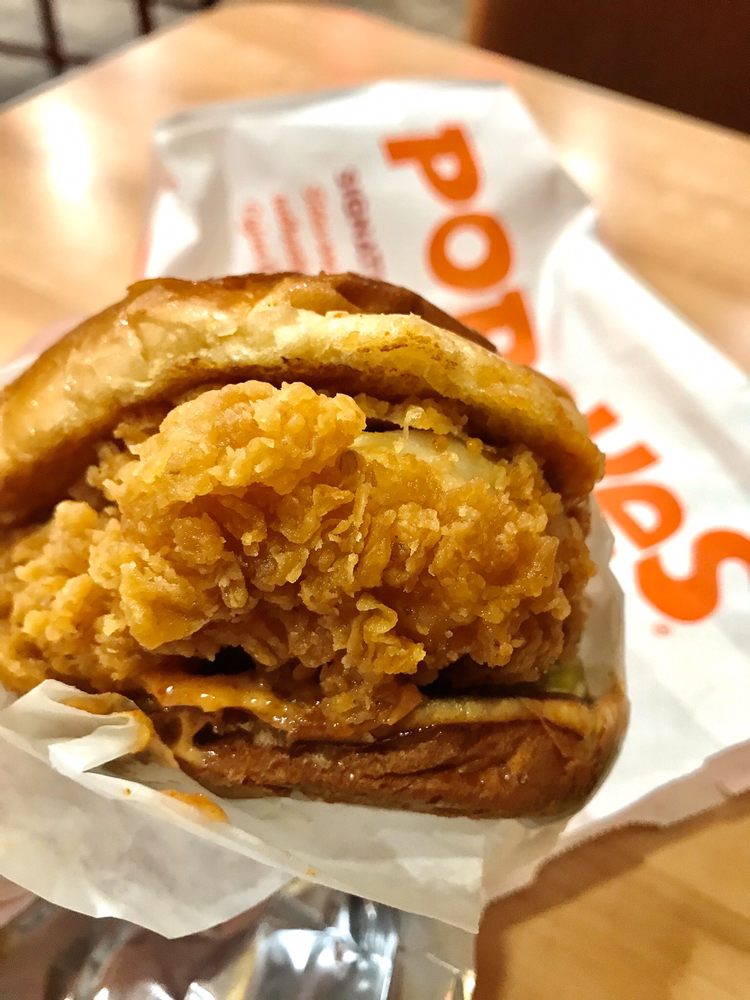 Popeyes Louisiana Kitchen 2580 N State Rd 7, Hollywood