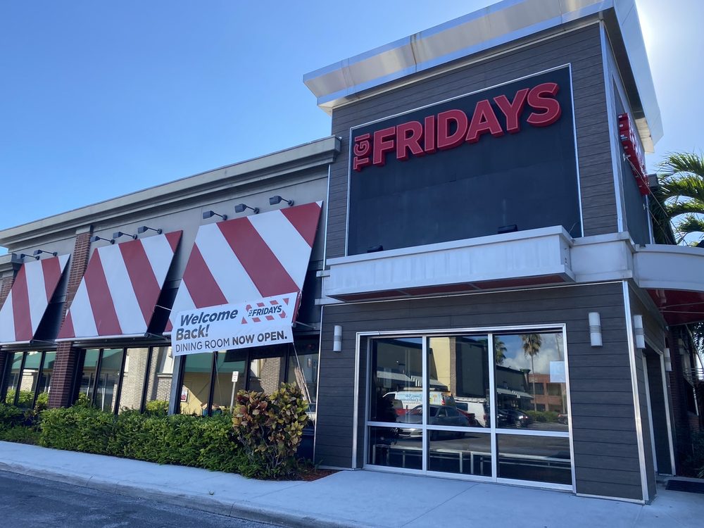 TGI Fridays 2940 Oakwood Blvd, Hollywood