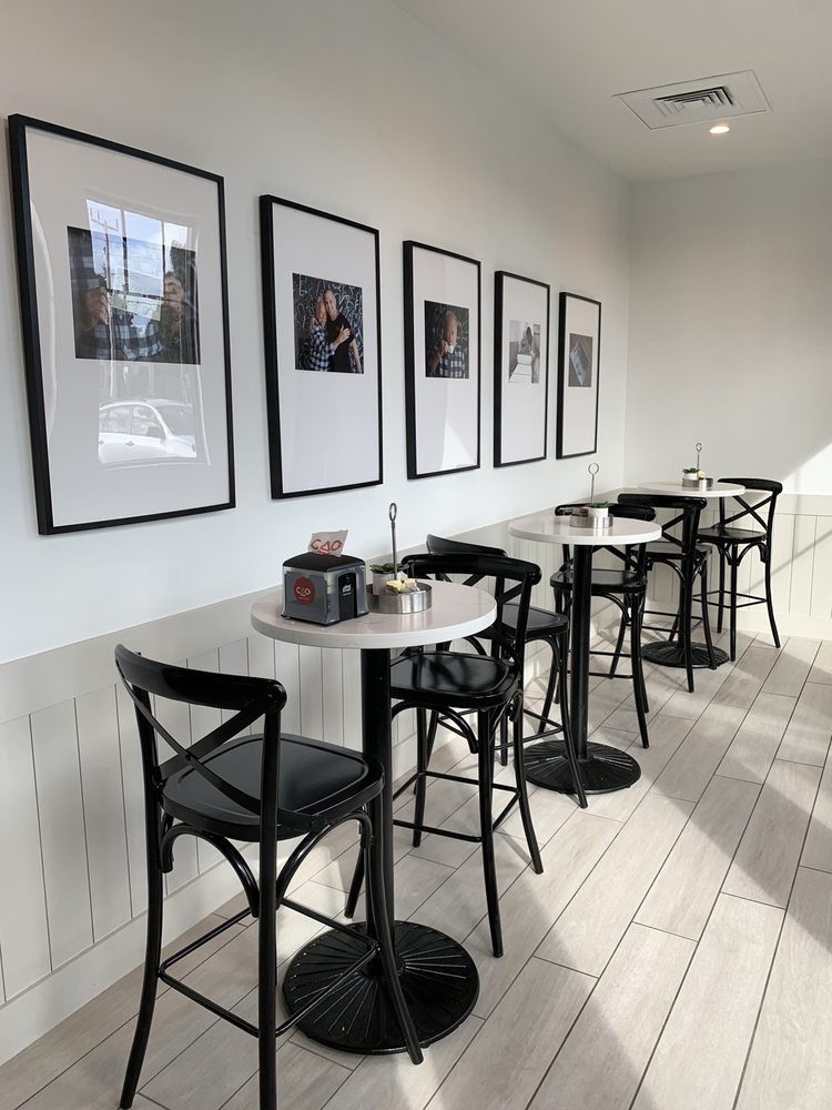 Cao Bakery & Cafe 2401 Hollywood Blvd, Hollywood
