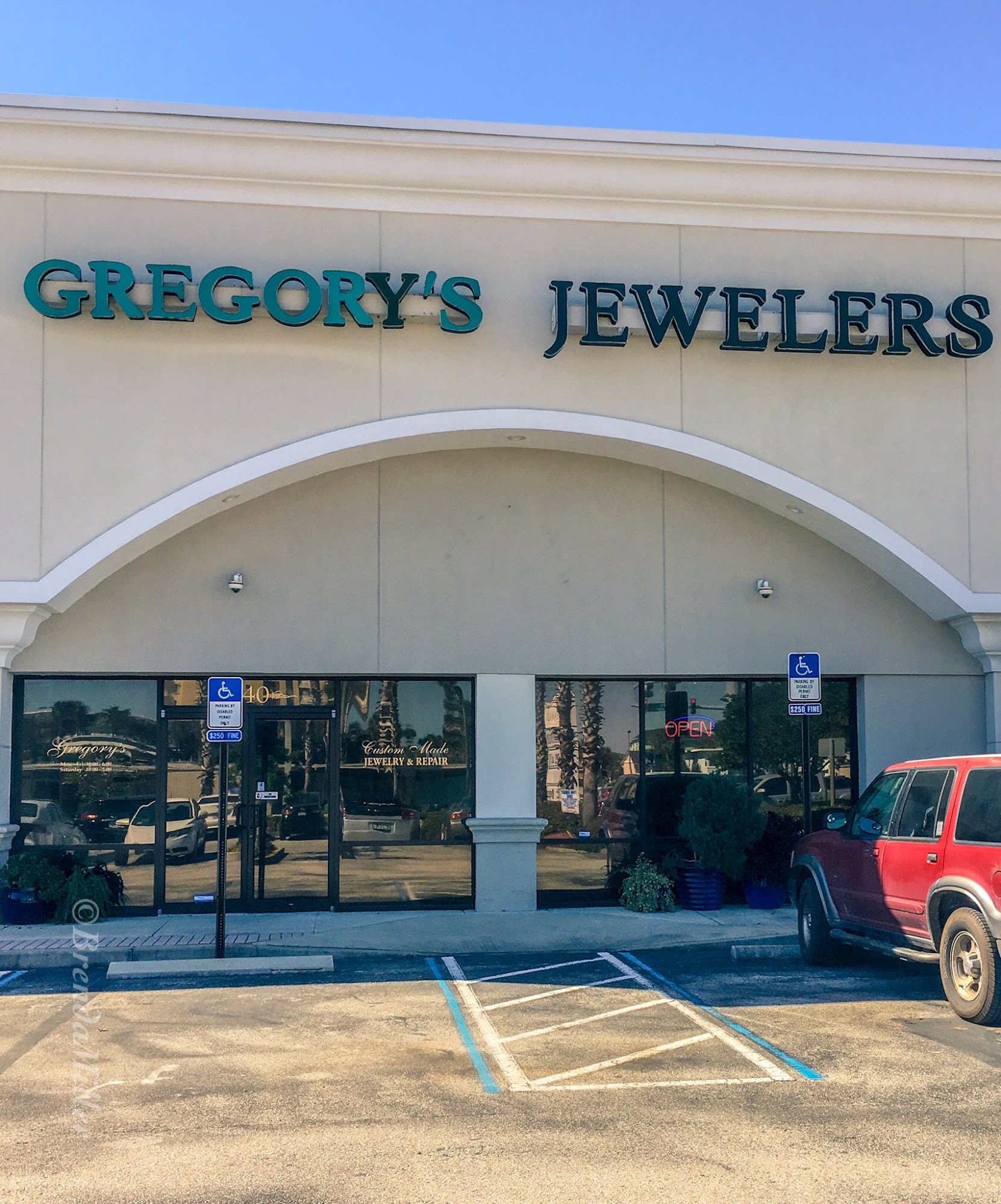 Gregory's Jewelers Inc