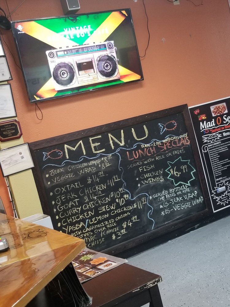 Mad O Seafood 9735 Old St Augustine Rd #13, Jacksonville