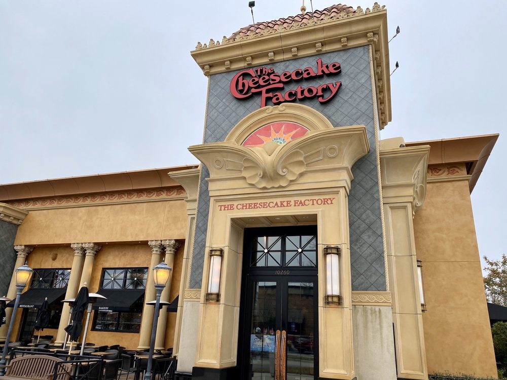 The Cheesecake Factory 10260 Mid Town Pkwy, Jacksonville