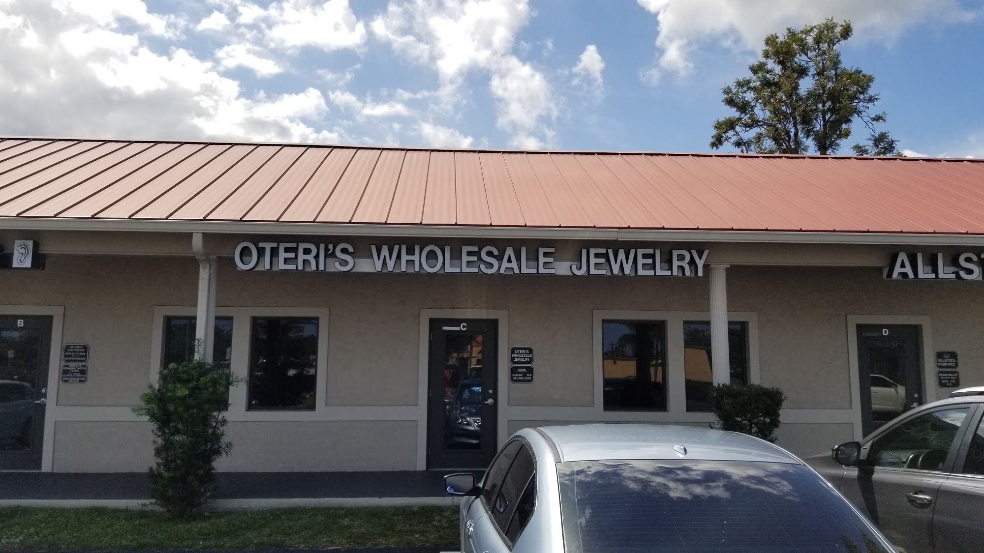 Oteri's Wholesale Jewelry
