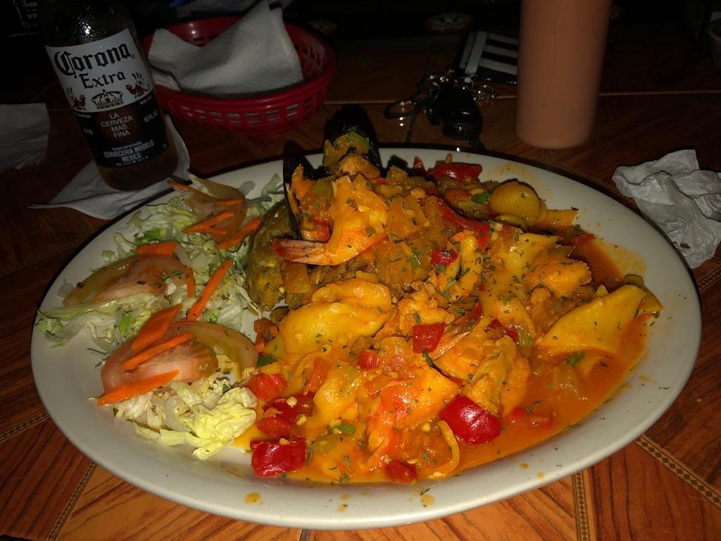 LA FUENTE BAR & RESTAURANT 1166 E Vine St, Kissimmee