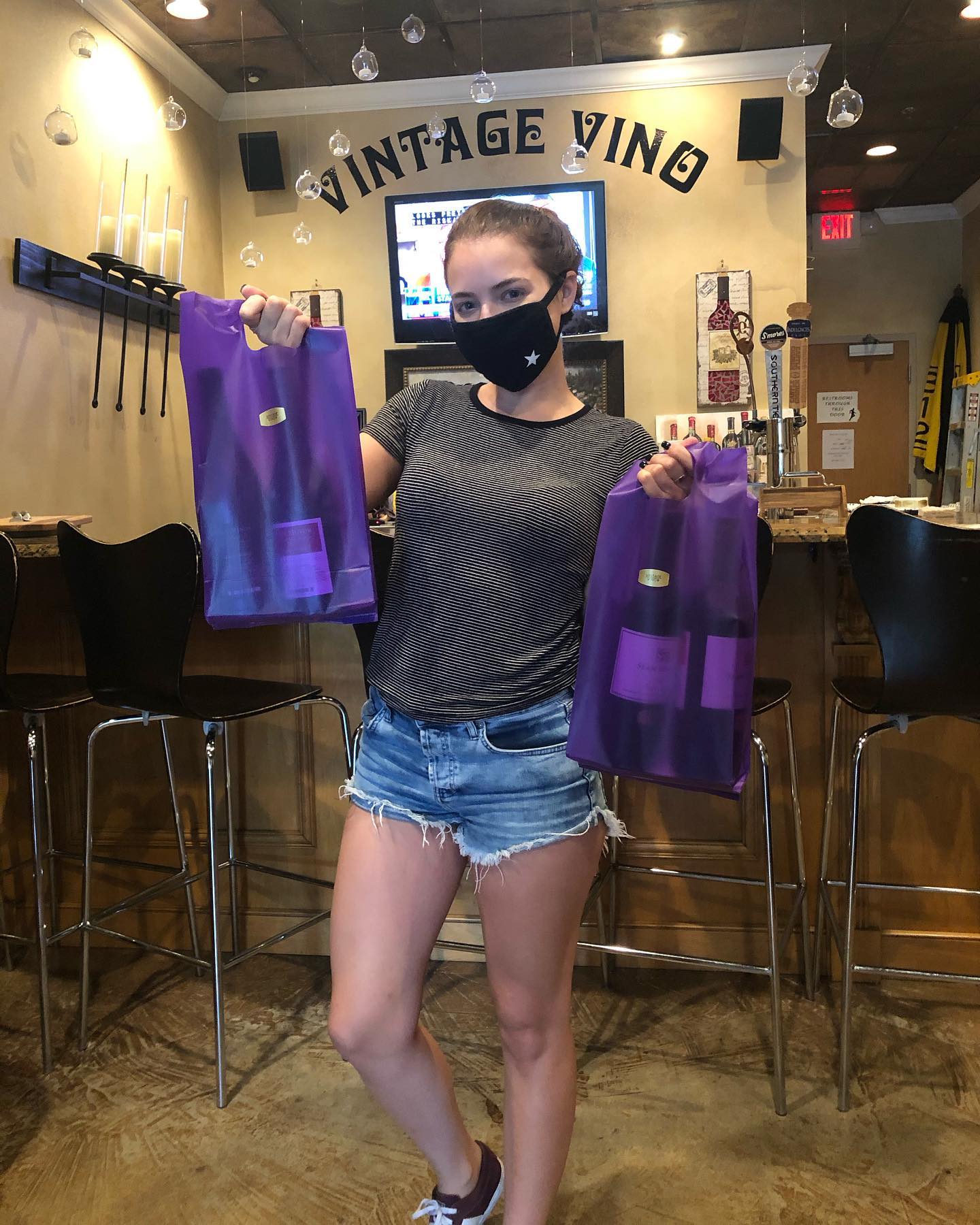 Vintage Vino 14 E Dakin Ave, Kissimmee