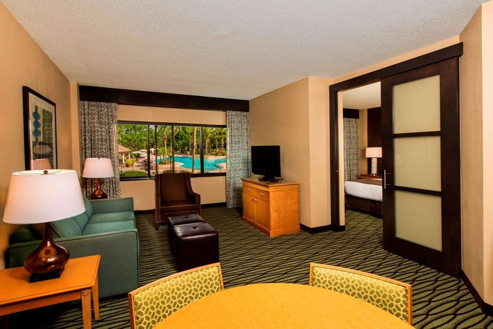 DoubleTree Suites by Hilton Orlando - Disney Springs Area 2305 Hotel Plaza Blvd, Lake Buena Vista