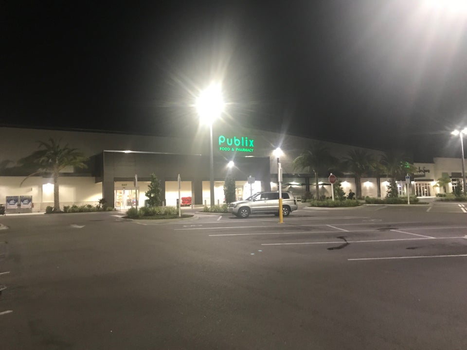 Publix Super Market at University Corner 7325 University Pkwy, Lakewood Ranch