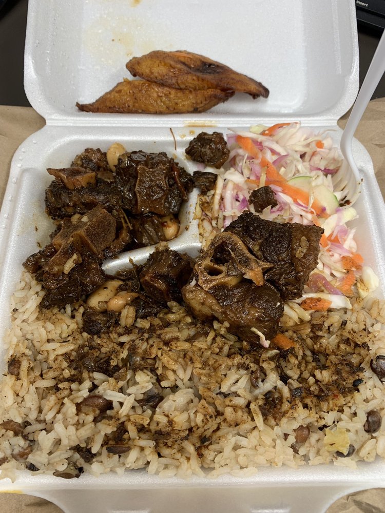 Donna's Caribbean Restaurant 3294 FL-7, Lauderdale Lakes