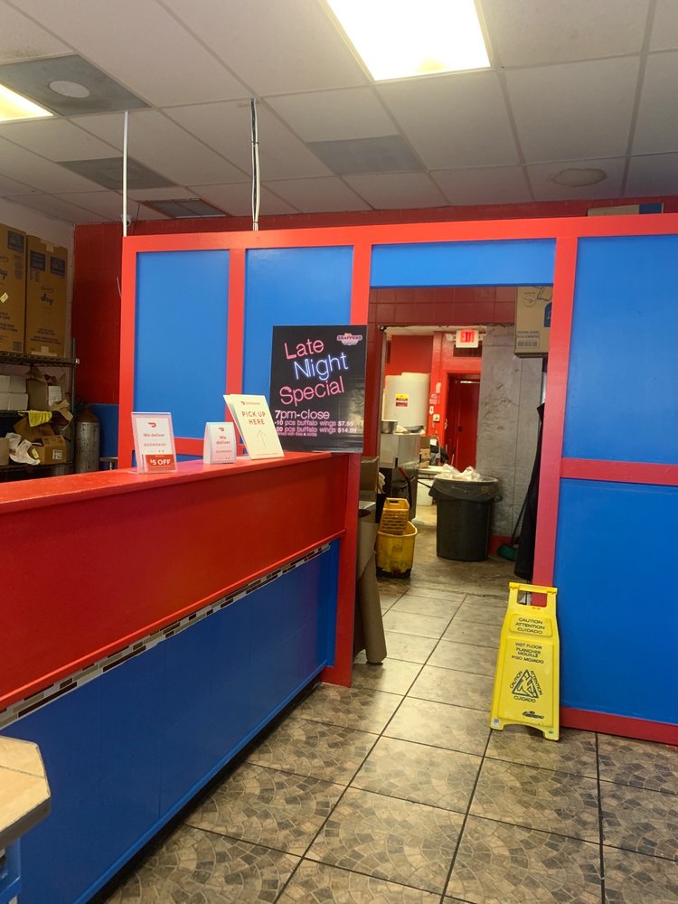 Snappers Fish & Chicken 4037 NW 19th St, Lauderhill