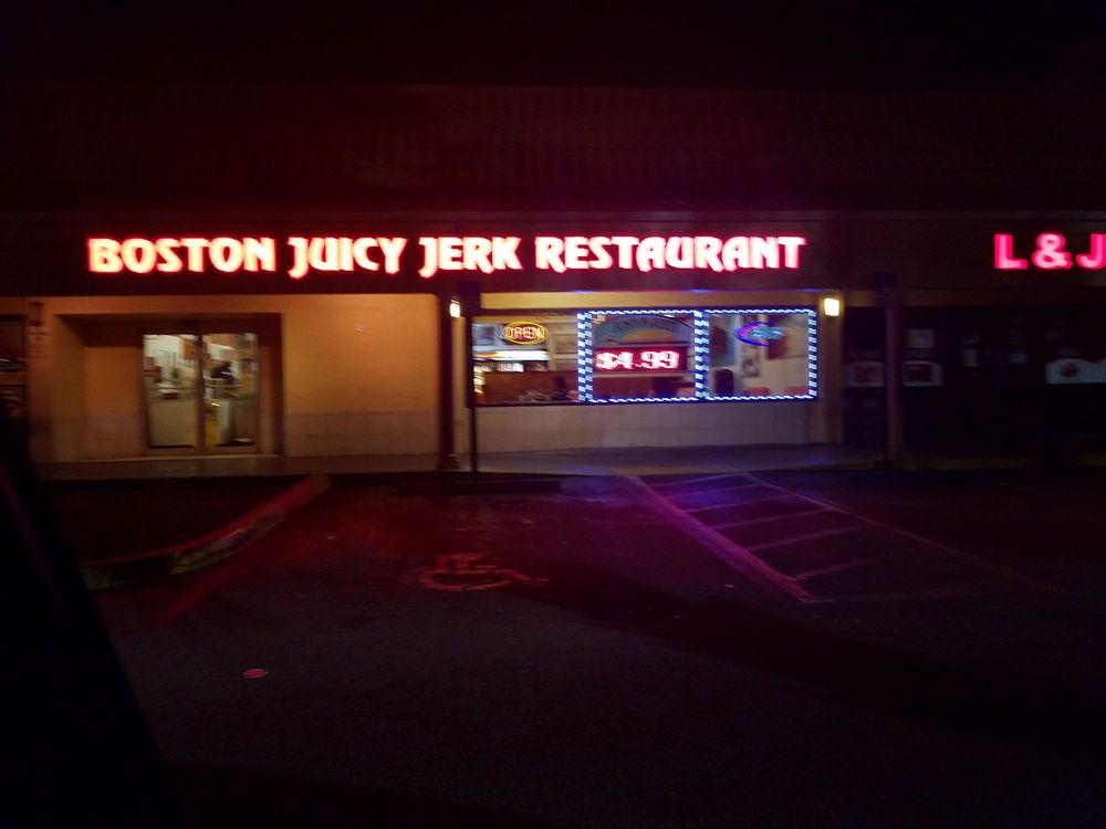 Boston Juicy Jerk 5530 W Oakland Park Blvd, Lauderhill