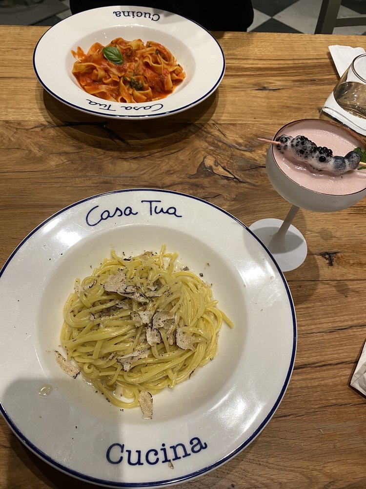 Casa Tua Restaurant 1700 James Ave, Miami Beach