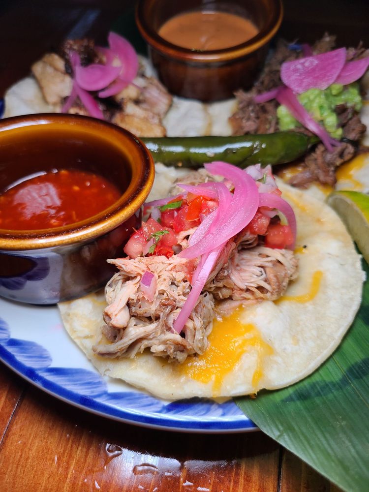 Mama`s Tacos 710 Washington Ave #3, Miami Beach
