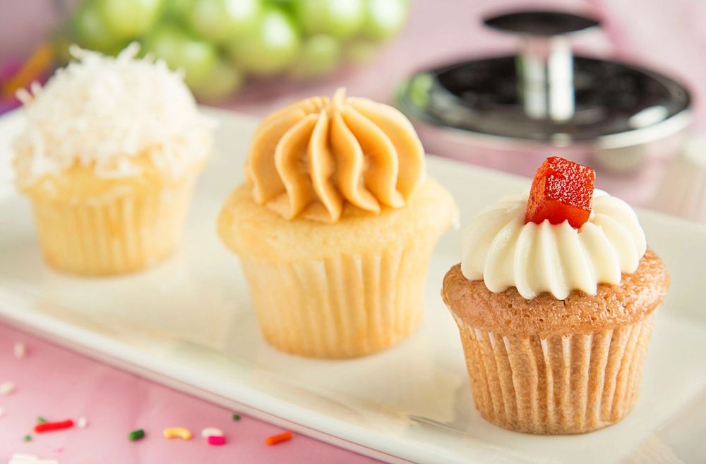 LA Sweetz Cupcakes 6707 Main St, Miami Lakes